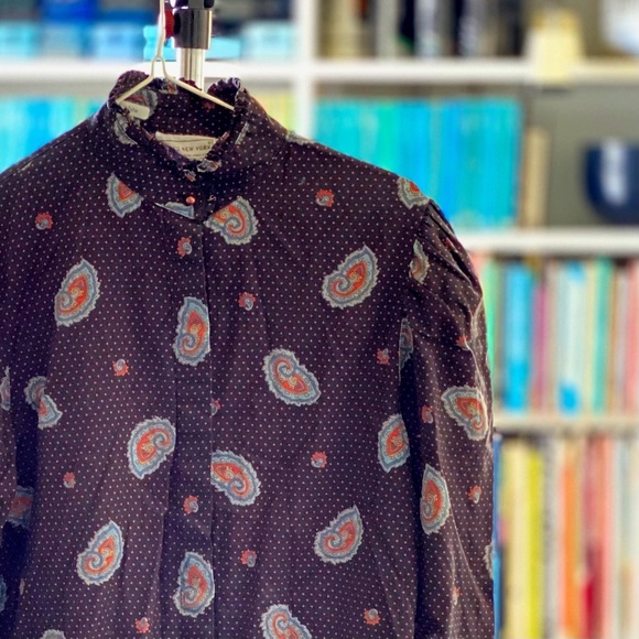 70s Jones New York puffed sleeve paisley blouse - Picture 2 of 12